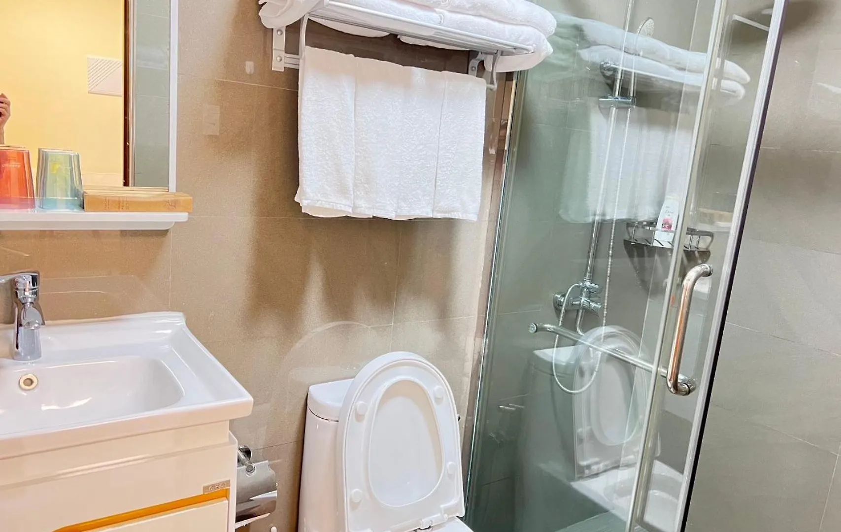 Apartament Partial Ocean View Opposite The Us Embassy Manila 0*,  Filipiny