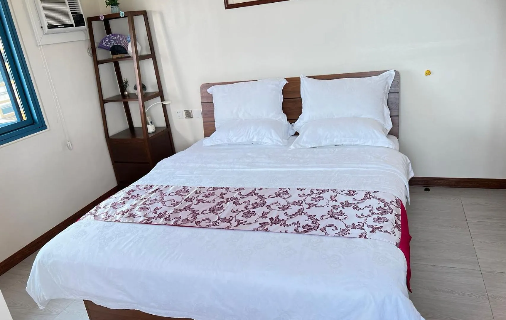 Apartament Partial Ocean View Opposite The Us Embassy Manila